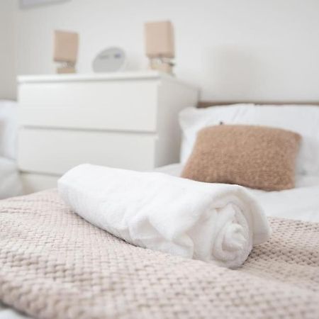 Casa Grey Home Away From Home Бирмингам Екстериор снимка