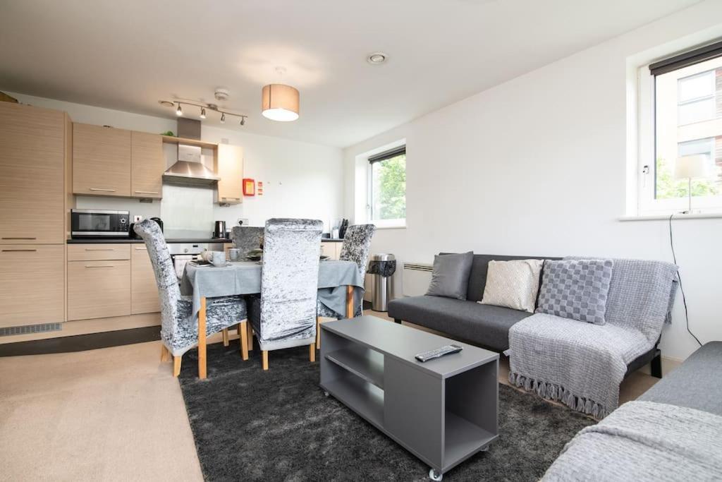 Casa Grey Home Away From Home Бирмингам Екстериор снимка